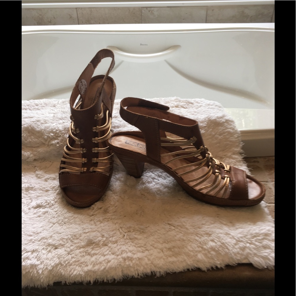 Pikolinos Java Sandal - image 1